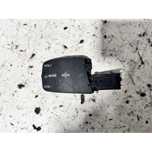 Ford Focus Volume Control Module LT 07/2007-04/2009
