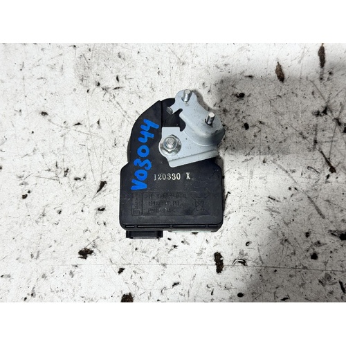 Lexus CT200H Theft Warning / Alarm ZWA10 03/2011-10/2022