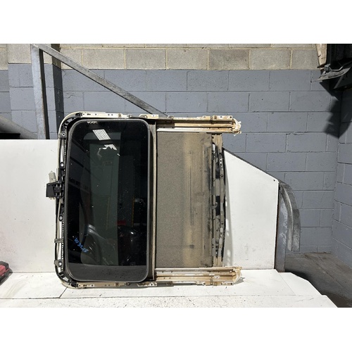 Toyota RAV4 Sunroof Assembly ACA33 11/2005-11/2012