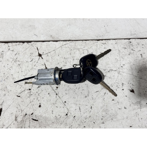 Toyota RAV4 Ignition Barrel with Key ACA21 07/2000-10/2003