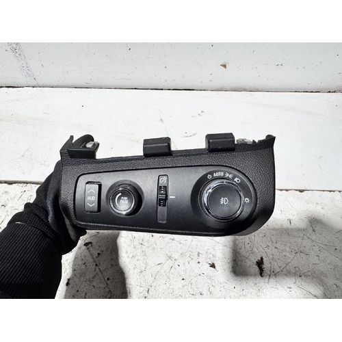 Holden Commodore Head Light Switch VF 05/2013-12/2017