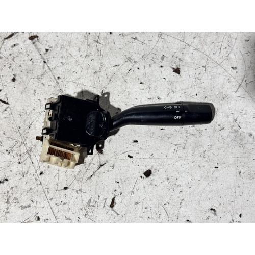 Toyota Camry Flasher Switch SXV20 08/1997-08/2002