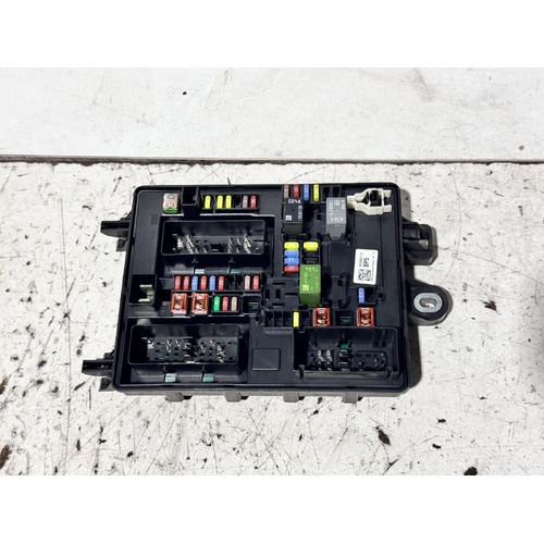 Holden Commodore Fuse Box VF 05/2013-12/2017