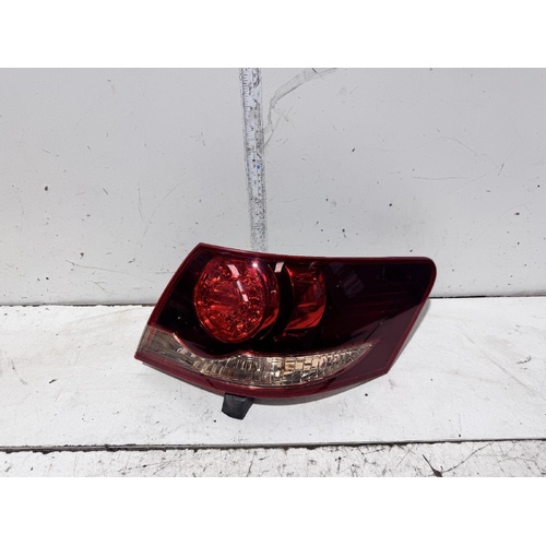 Toyota Aurion Right Tail Light GSV40 10/2006-08/2009