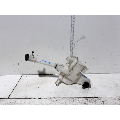 Toyota Corolla Washer Bottle ZRE172 12/2013-06/2019