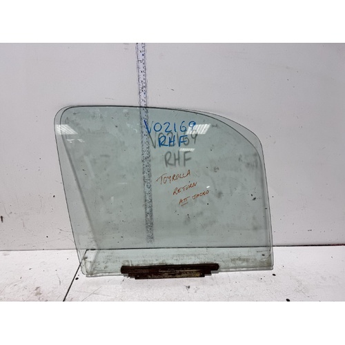 Toyota Hilux Right Front Door Glass LN147 09/1997-03/2005