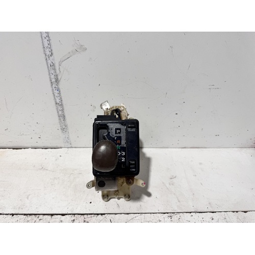Lexus LS400 Gear Stick / Shifter UCF20 03/1990-11/2000