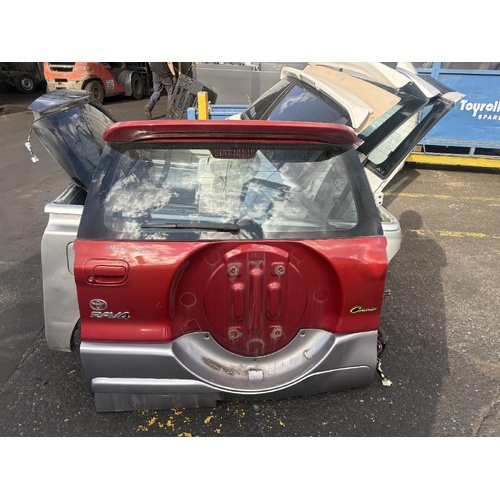 Toyta RAV4 Tailgate ACA21 07/2000-10/2005