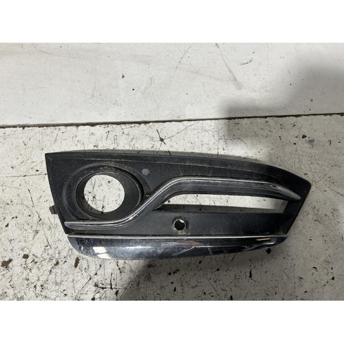 Holden Commodore Left Front Bumper Foglight Surround VF 09/2015-12/2017