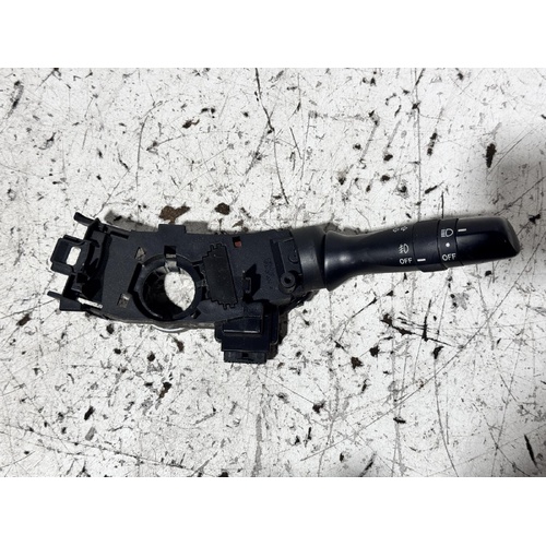 Toyota Prius Flasher Switch NHP10 12/2011-03/2020
