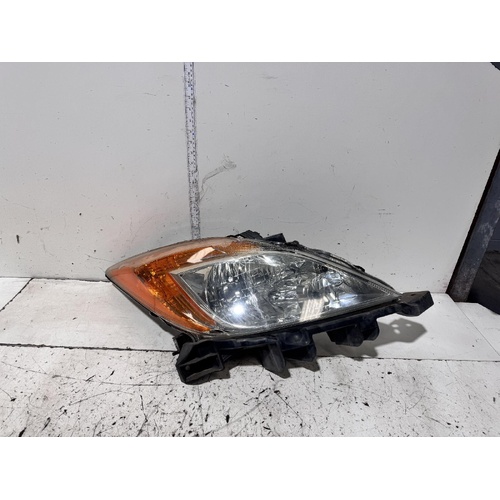 Mazda BT50 Right Head Light UP 10/2011-08/2015