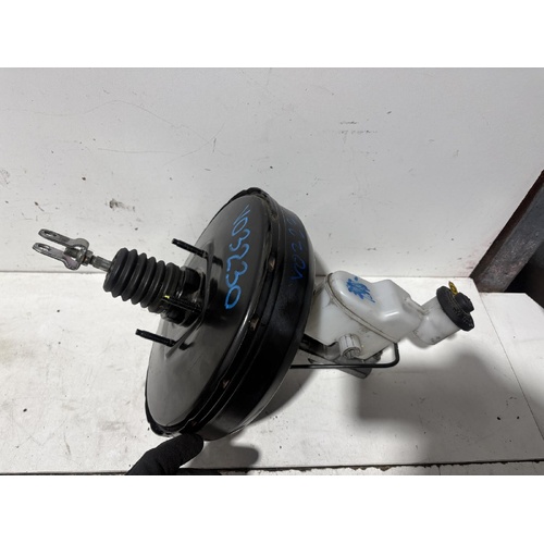 Toyota Hilux Brake Booster W/ Master Cylinder GGN15 02/2005-07/2011