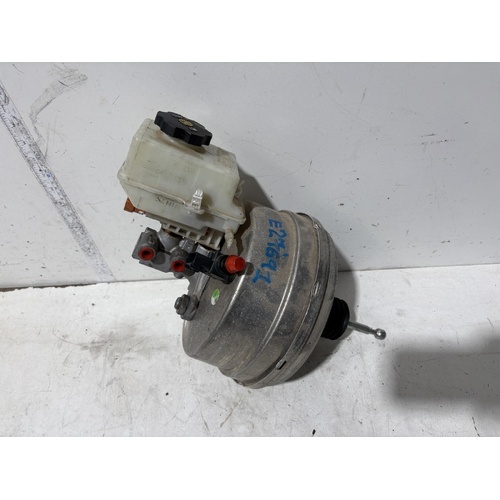 Holden Commodore Brake Booster W/Master Cylinder VF 05/2013-12/2017