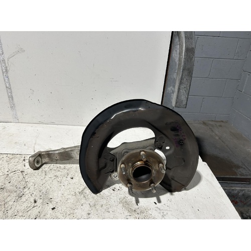 Lexus RC 350 Right Front Hub Assembly GSC10 11/2014-12/2021