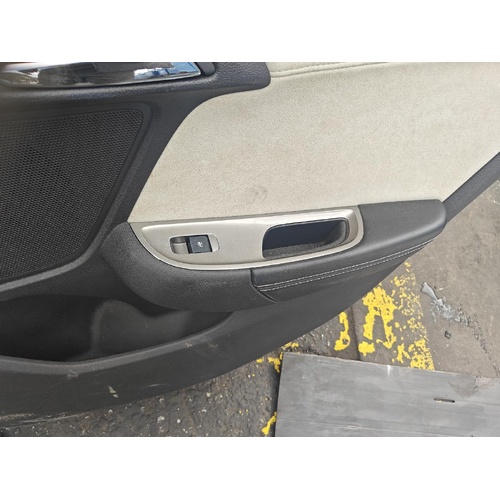 Holden Commodore Right Rear Window Switch VF 05/2013-12/2017