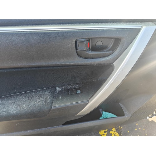 Toyota Corolla Left Front Window Switch ZRE172 12/2013-06/2019