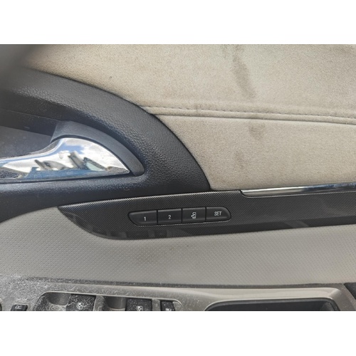 Holden Commodore Right Front Seat Memory Switches VF 05/2013-12/2017