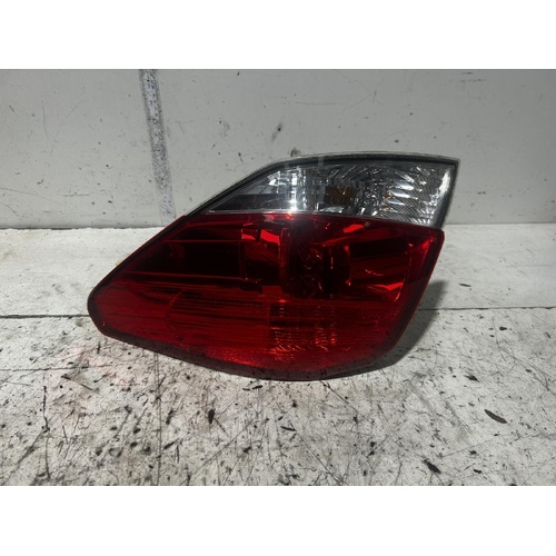 Subaru Outback Right Taillight B5A 05/2009-11/2014 