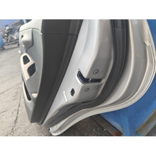 Toyota Corolla Right Rear Door Lock Mechanism ZRE152 03/2007-10/2013