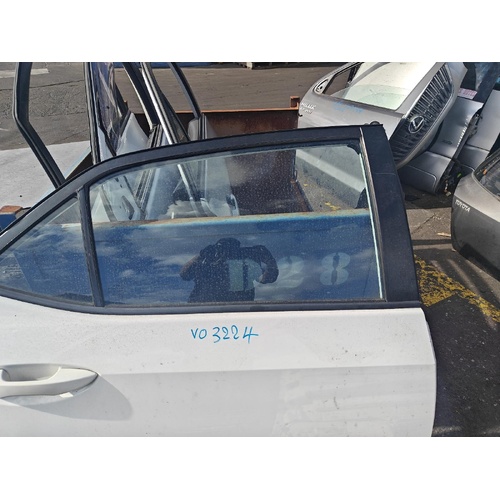 Toyota Corolla Right Rear Door Glass ZRE172 12/2013-06/2019