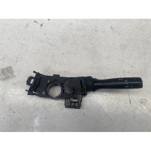 Toyota Corolla Flasher Switch ZRE152 03/2007-01/2011