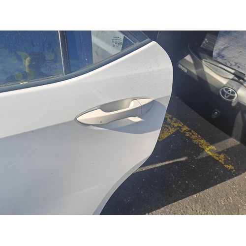 Toyota Corolla Left Rear Outer Door Handle ZRE172 12/2013-10/2016