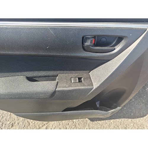 Toyota Corolla Left Rear Window Switch ZRE172 12/2013-06/2019