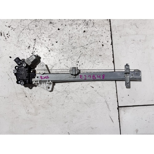 Subaru XV Right Front Door Window Regulator G4X 08/2011-04/2017