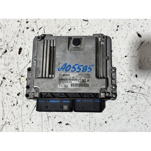 Peugeot 3008 Engine ECU P84 10/2016-12/2023