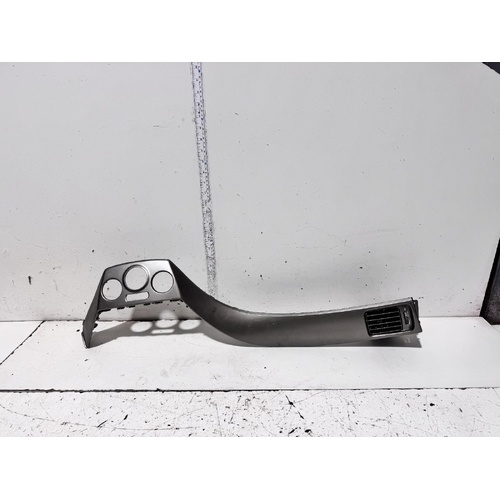 Subaru Forester Left  Dash Vent with Fascia S3 02/2008-12/2012