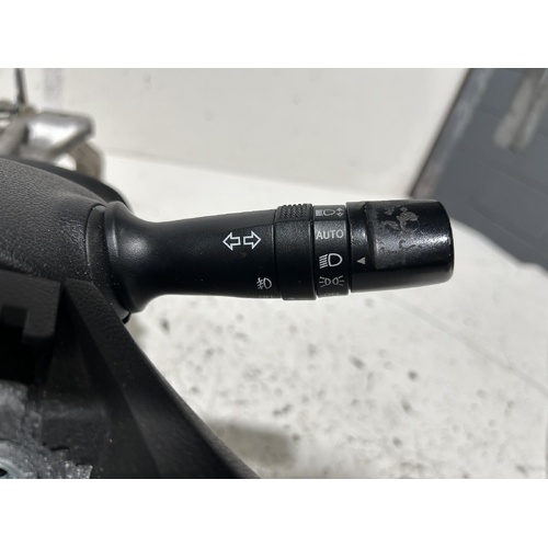 Hyundai i45 Flasher Switch YF 02/2010-04/2014