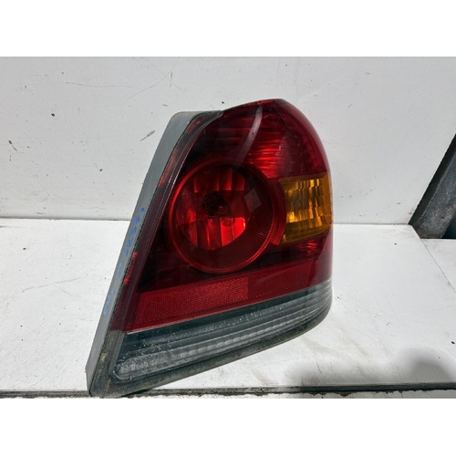 Toyota Echo Right Tail Light NCP12 10/2002-09/2005