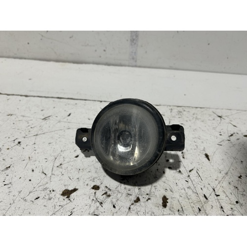 Nissan Dualis Right Bumper Foglight J10 10/2007-05/2014