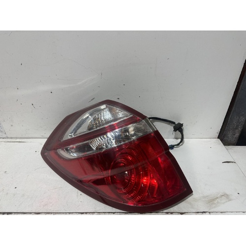 Subaru Liberty Left Tail Light B4 07/2006-08/2009