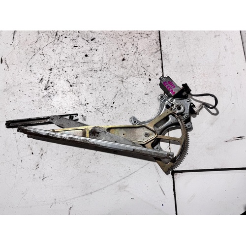Lexus IS200 Left Front Door Window Regulator GXE10 01/1998-10/2005
