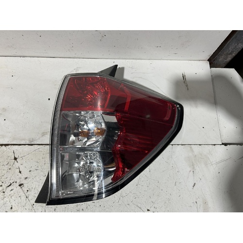 Subaru Forester Right Tail Light 02/2008-12/2012