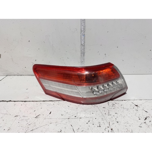 Toyota Camry Left Tail Light ACV40 04/2009-11/2011