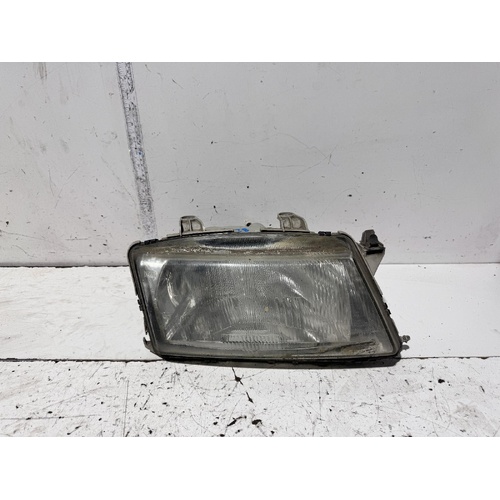 Saab 9 3 Right Head Light 06/1998-09/2002