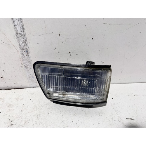 Toyota Corolla Right Corner Light AE92 06/1991-08/1994