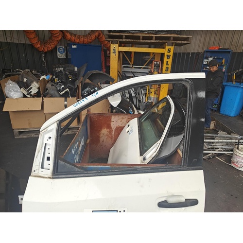 LDV G10 Left Front Door Glass SV7C 04/2015-2025