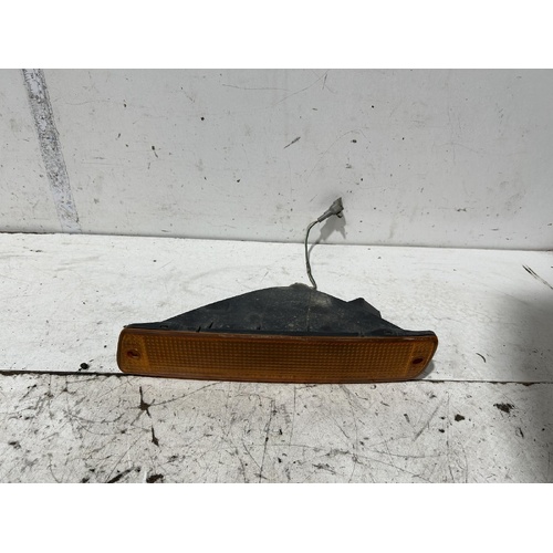 Toyota Landcruiser Left Front Apron Flasher FZJ80 08/1992-03/1998