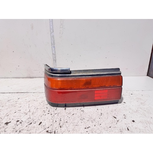 Toyota Camry Left Tail Light SV21 10/1989-01/1993