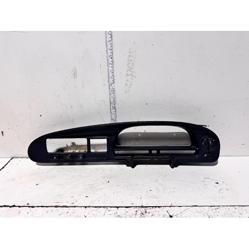 Holden Commodore Instrument Cluster Fascia VS 04/1995-11/2000