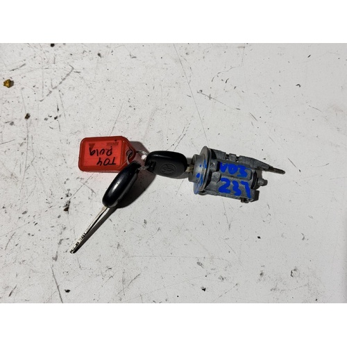 Toyota Echo Ignition Barrel with Key NCP12 10/1999-09/2005