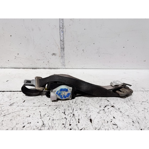 Toyota Echo Right Front Seat Belt NCP12 10/2002-09/2005