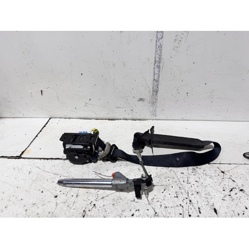 Nissan XTRAIL Right Front Seat Belt T32 02/2014-07/2022