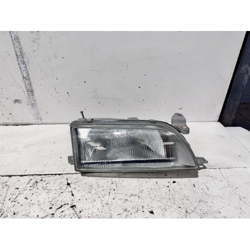 Toyota Corolla Right Head Light AE101 05/1992-10/1999