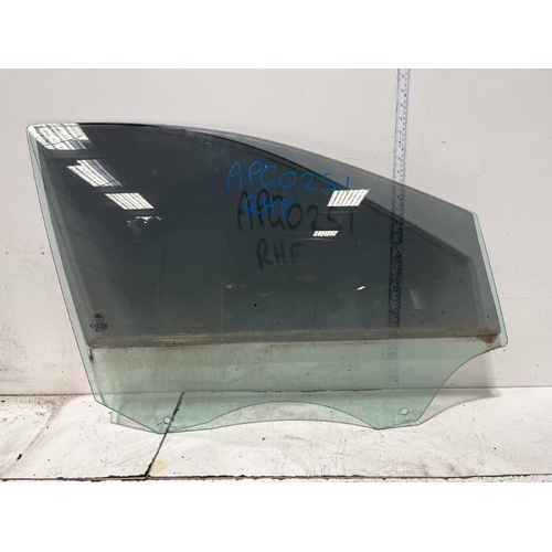 Ford Kuga Right Front Door Window 11/2012 - 09/2016