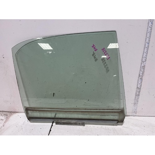 Lexus IS200 Right Rear Door Window GXE10 01/1998 10/2005