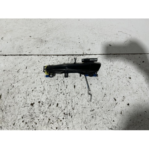 Lexus RX350 Left Front Outer Door Handle GGL15 03/2009-09/2015